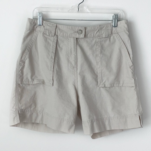 Woolrich Pants - Woolrich women’s shorts sz 8 stone hiking outdoor